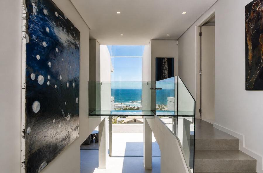 3 Bedroom Property for Sale in Camps Bay Western Cape